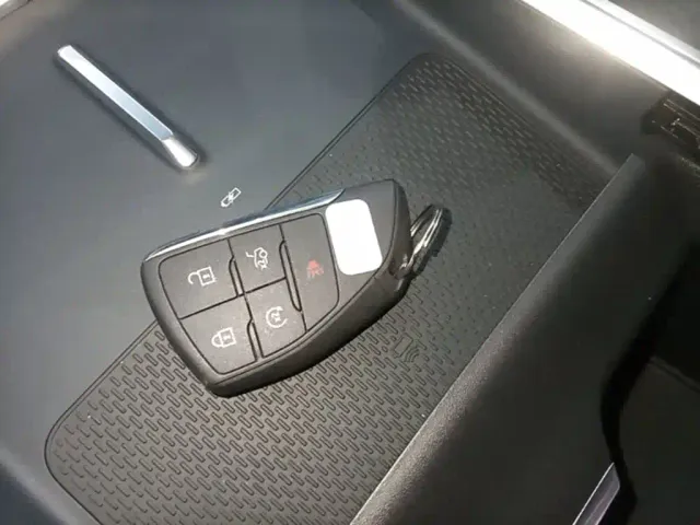 Buick LaCrosse — Фото автомобиля 8