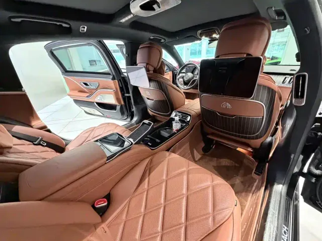 Mercedes-Benz Maybach S-Class — Фото автомобиля 13