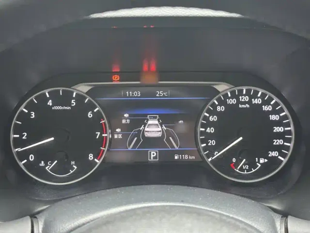 Nissan Sylphy — Фото автомобиля 3