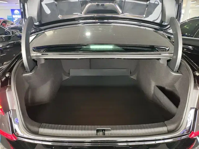 Volkswagen Passat — Фото автомобиля 18