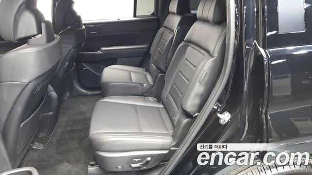 Hyundai Santa Fe — Фото автомобиля 17