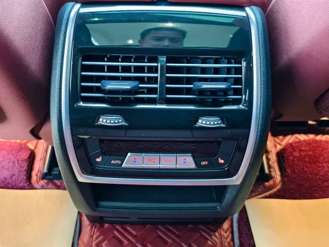 BMW X5 — Фото автомобиля 11