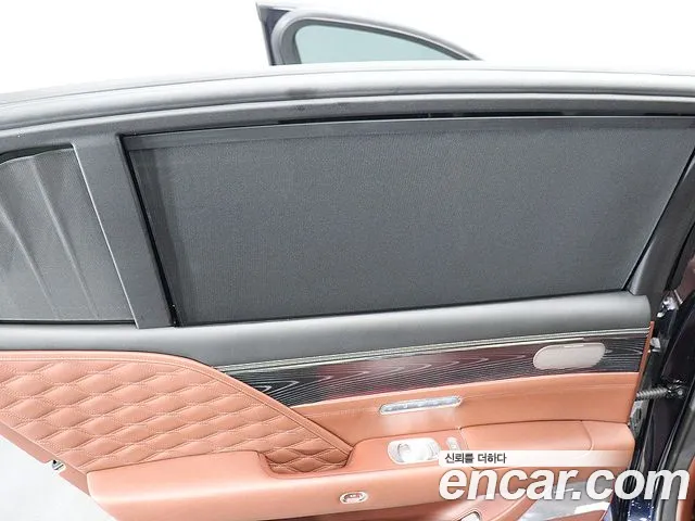 Genesis G90 — Фото автомобиля 19
