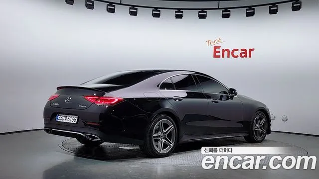 Mercedes-Benz CLS-Class — Фото автомобиля 2