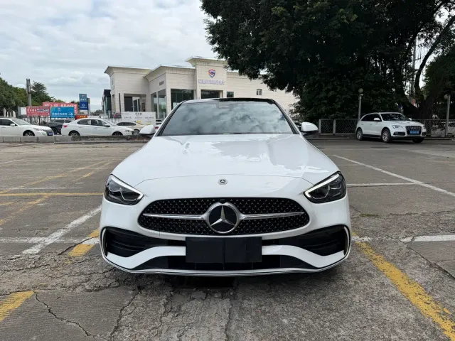Mercedes-Benz C-Class — Фото автомобиля 2