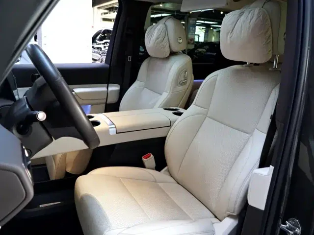 Li Auto MEGA — Фото автомобиля 5