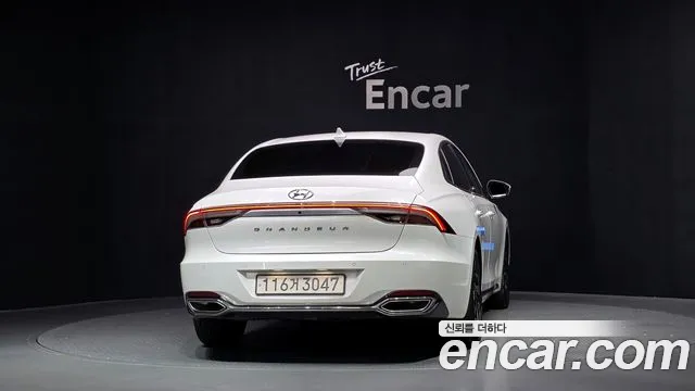 Hyundai Grandeur (New) Hybrid — Фото автомобиля 4