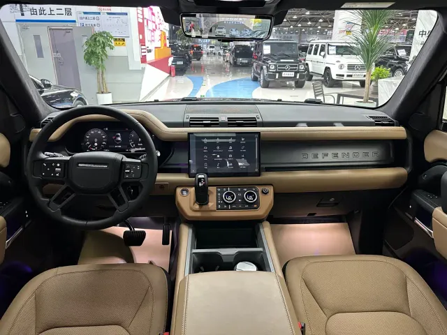 Land Rover Land Rover Defender 2025 110 3.0T P400 -Dynamic HSE — Фото автомобиля 20