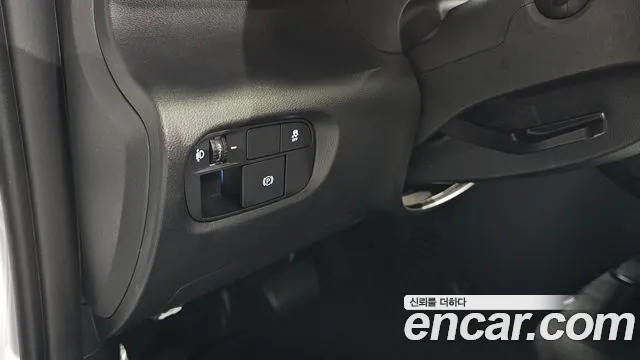 Hyundai Casper Casper Electric Premium — Фото автомобиля 12