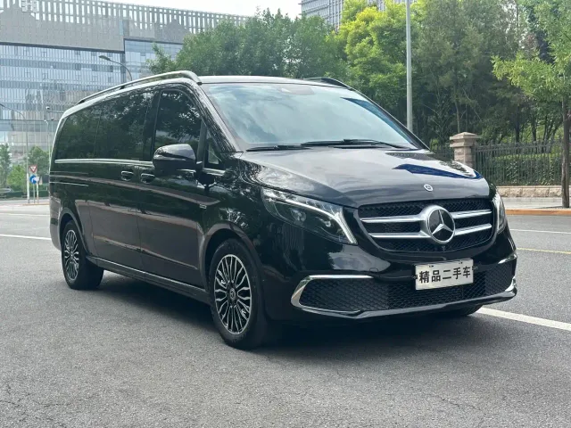 Mercedes-Benz V-Class — Фото автомобиля 3