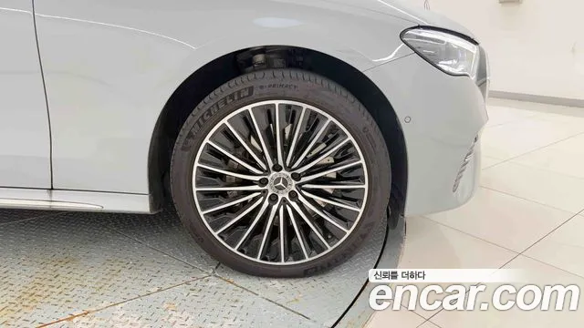 Mercedes-Benz E-Class W214 — Фото автомобиля 8