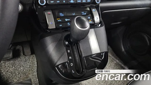 Hyundai Casper — Фото автомобиля 12