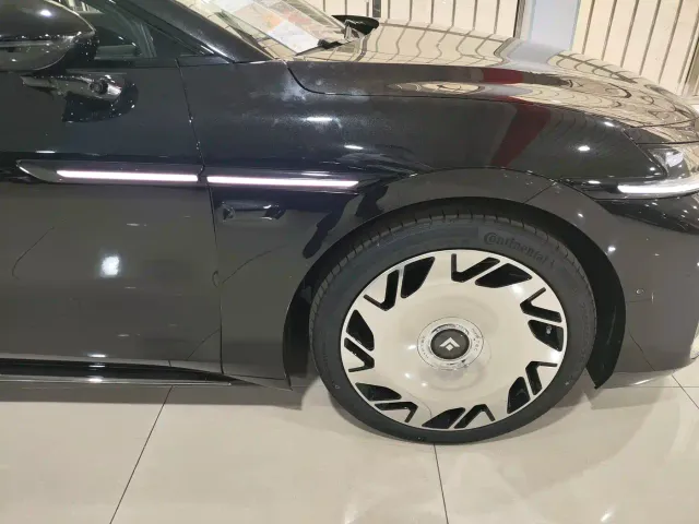 GAC Hyper A8 — Фото автомобиля 11