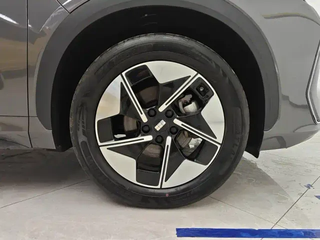 Geely Galaxy E5 — Фото автомобиля 6