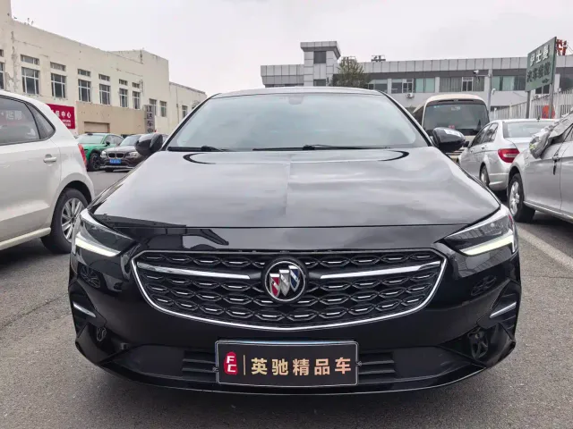 Buick Regal — Фото автомобиля 2