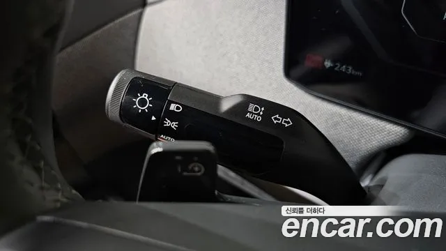 Kia EV3 Long Range 2WD — Фото автомобиля 27