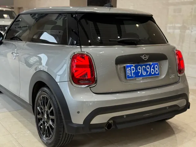 MINI Hatch — Фото автомобиля 17
