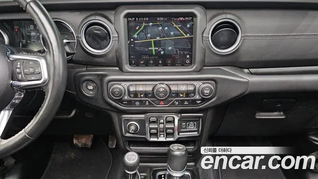 Jeep Wrangler Wrangler (JL) — Фото автомобиля 14