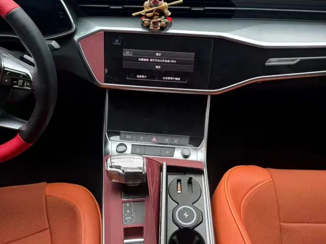 Audi A7L — Фото автомобиля 8