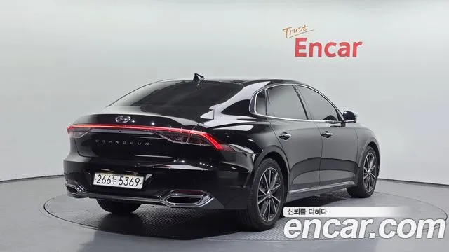 Hyundai Grandeur Новый Grandeur IG — Фото автомобиля 2