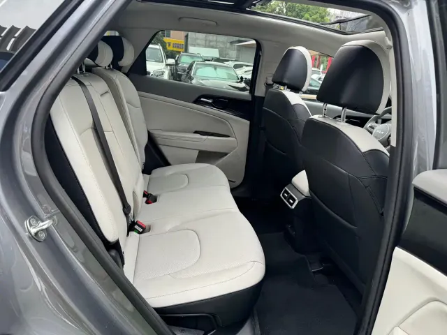 Kia Sportage — Фото автомобиля 14