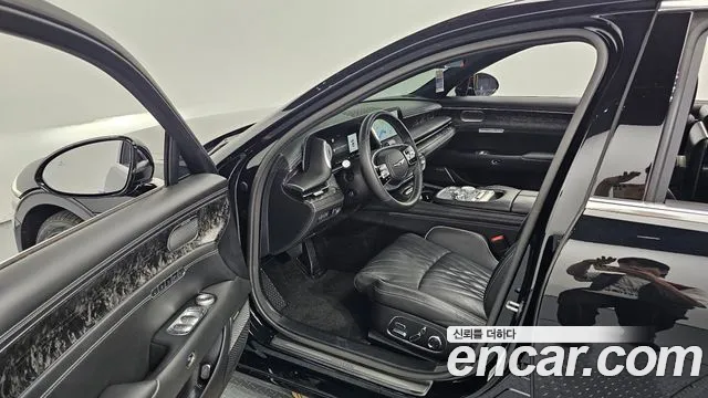 Genesis G90 Бензин 3.5 турбо AWD — Фото автомобиля 9