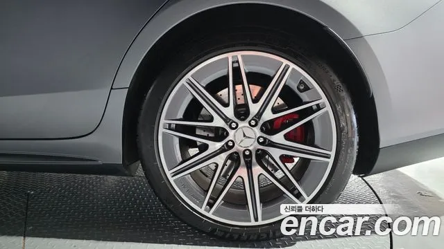 Mercedes-Benz AMG GT 4 двери 43 4MATIC+ — Фото автомобиля 21