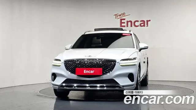 Genesis GV70 — Фото автомобиля 3