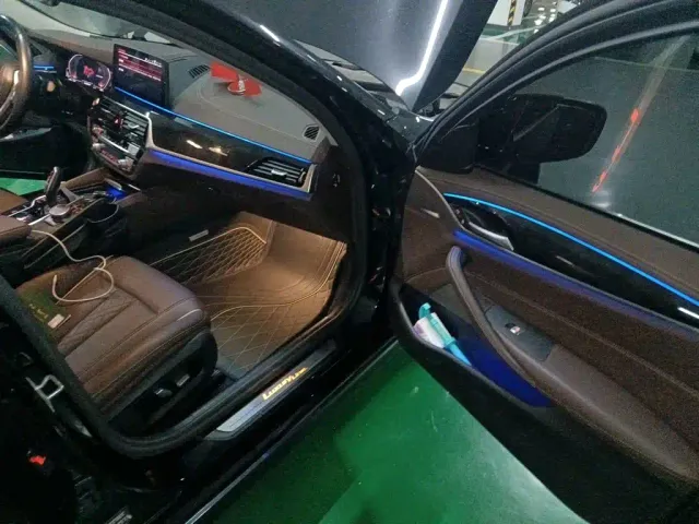 BMW 5 Series — Фото автомобиля 19