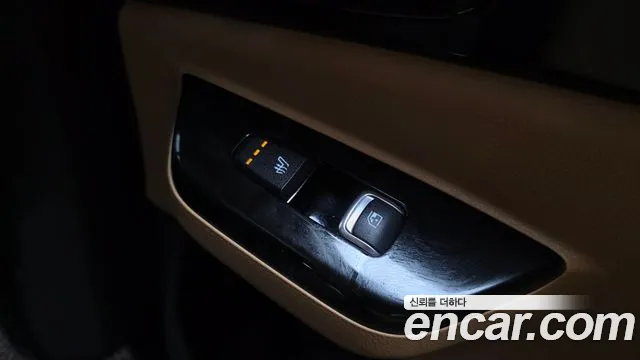 Kia Canival Carnival 4 поколение Бензин 9 мест Noblesse — Фото автомобиля 19