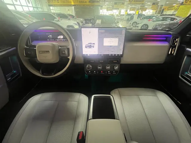 iCAR V23 — Фото автомобиля 9