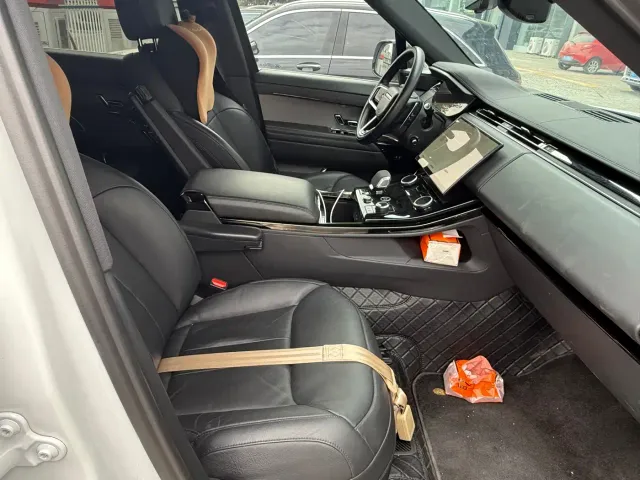 Land Rover Range Rover Sport — Фото автомобиля 3