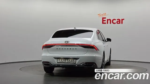 Hyundai Grandeur — Фото автомобиля 4