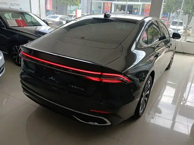 Lincoln Z — Фото автомобиля 6