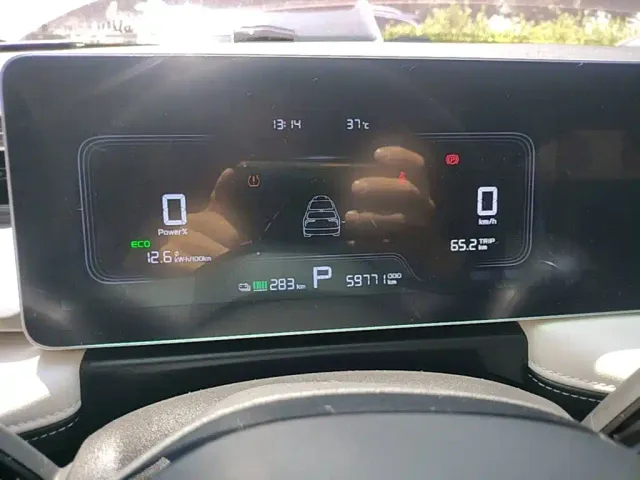 Geely Geometry E Firefly — Фото автомобиля 11