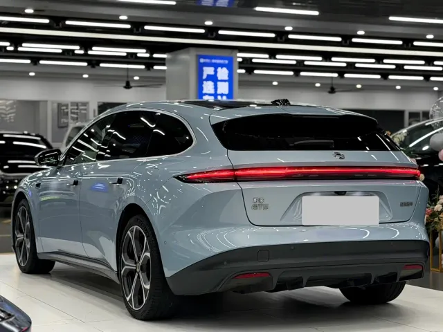 Nio ET5 Touring — Фото автомобиля 3