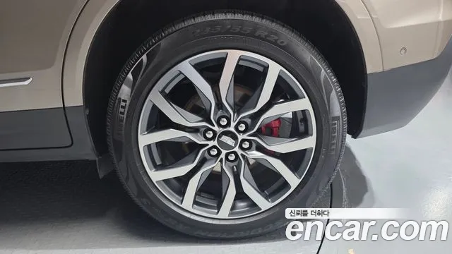 Cadillac XT5 — Фото автомобиля 6