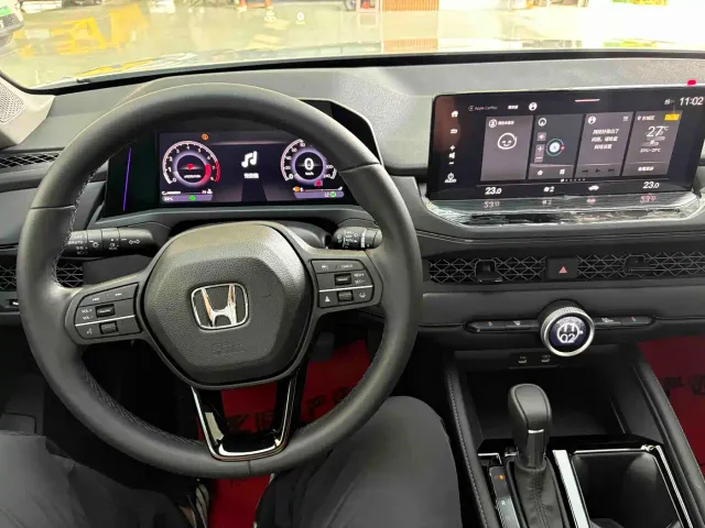 Honda Accord — Фото автомобиля 4