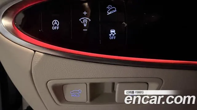Genesis GV70 — Фото автомобиля 15