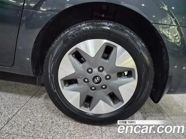 Hyundai Staria — Фото автомобиля 18