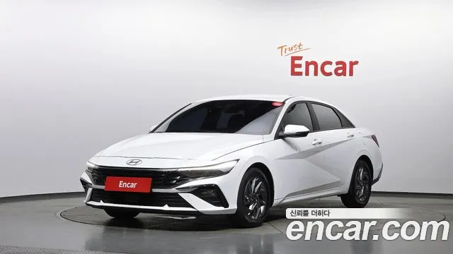 Фотография автомобиля — Hyundai Avante CN7
