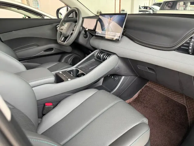 BYD Yuan PLUS — Фото автомобиля 4