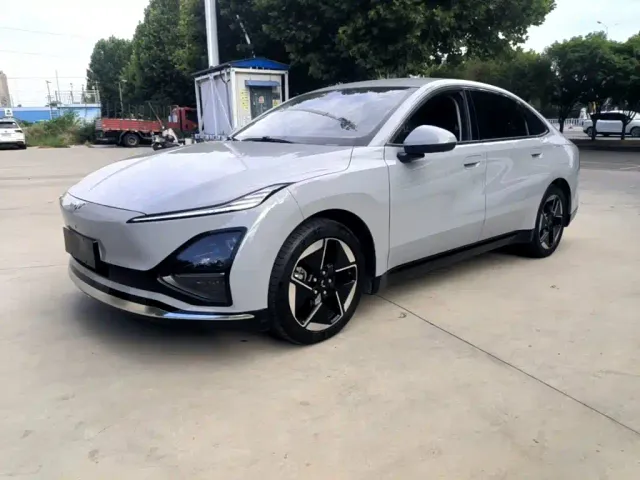 Фотография автомобиля — Wuling Starlight