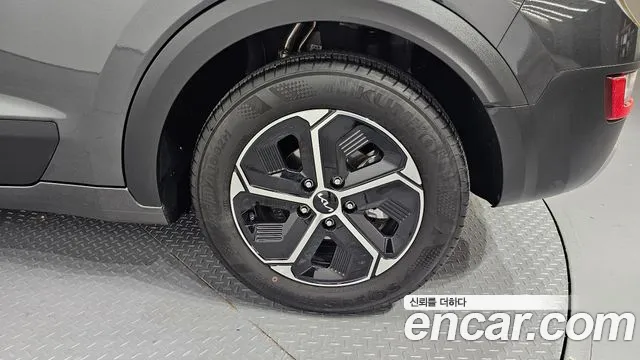 Kia Niro The All New — Фото автомобиля 6