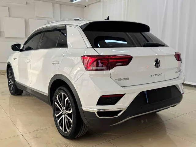 Volkswagen T-Roc — Фото автомобиля 4