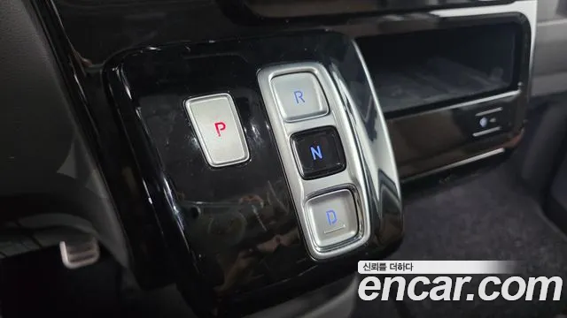 Hyundai Staria — Фото автомобиля 12