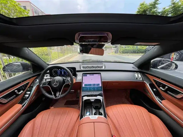 Mercedes-Benz S-Class — Фото автомобиля 17