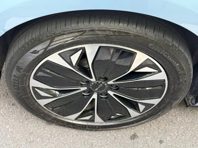 BYD Seal — Фото автомобиля 8