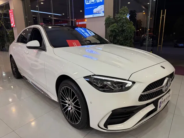 Mercedes-Benz C-Class — Фото автомобиля 3