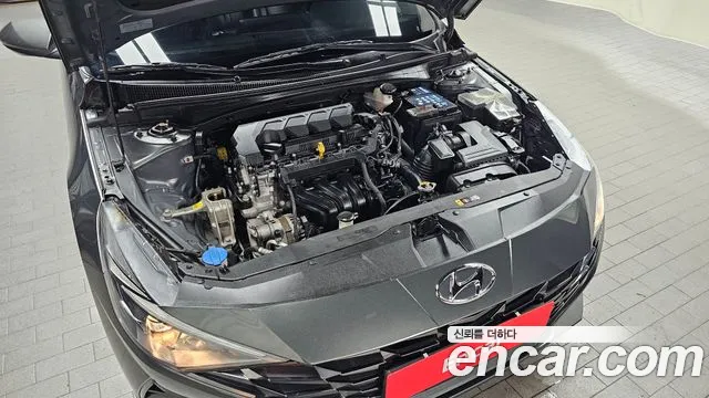 Hyundai AVANTE Avante (CN7) — Фото автомобиля 5
